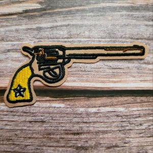Pistol Gun Rifle Vintage Country Western Southern Iron on Patch